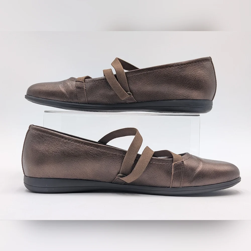 Trotters Della Women's Size 11N Metallic Brown Ballet Flats Flexible Outsoles